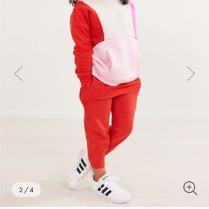 Hannah Anderson | Bright Basics Sweatpants